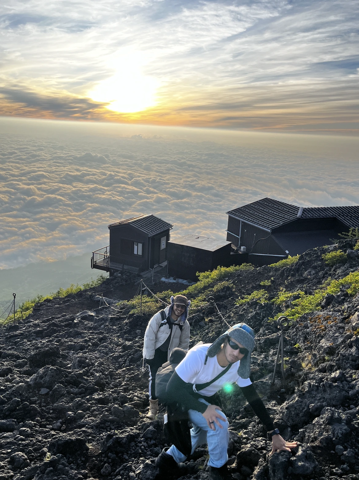 Hijrah Tours Japan guests at Lake Kawaguchi with Mount Fuji behind them
